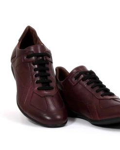 Muške kožne cipele velikih brojeva, model 4641 u bordo boji.