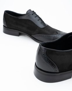 Muške elegantne cipele Edi-G u klasičnoj crnoj boji.