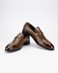 Muške elegantne lakovane cipele u velikim brojevima - 8195 G - braon.