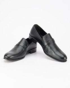Muške kožne cipele u velikim brojevima, model DB-G-02-G u elegantnoj crnoj boji.