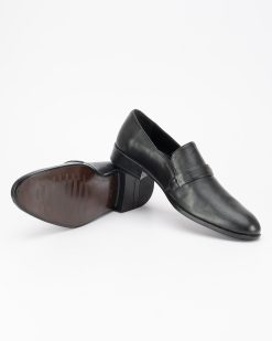 Elegantne muške cipele u velikim brojevima, model DB-G-04-G, u klasičnoj crnoj boji.
