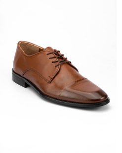 Muške elegantne cipele velikih brojeva, model 8197G u svetlo braon boji.