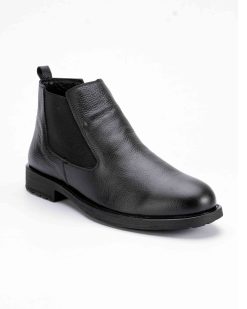 Ove muške kožne duboke cipele u velikim brojevima model CZ-61-007-17 u elegantnoj crnoj boji