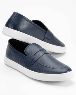 Muške kožne mokasine velikih brojeva model CZ-56-018-11 u teget boji