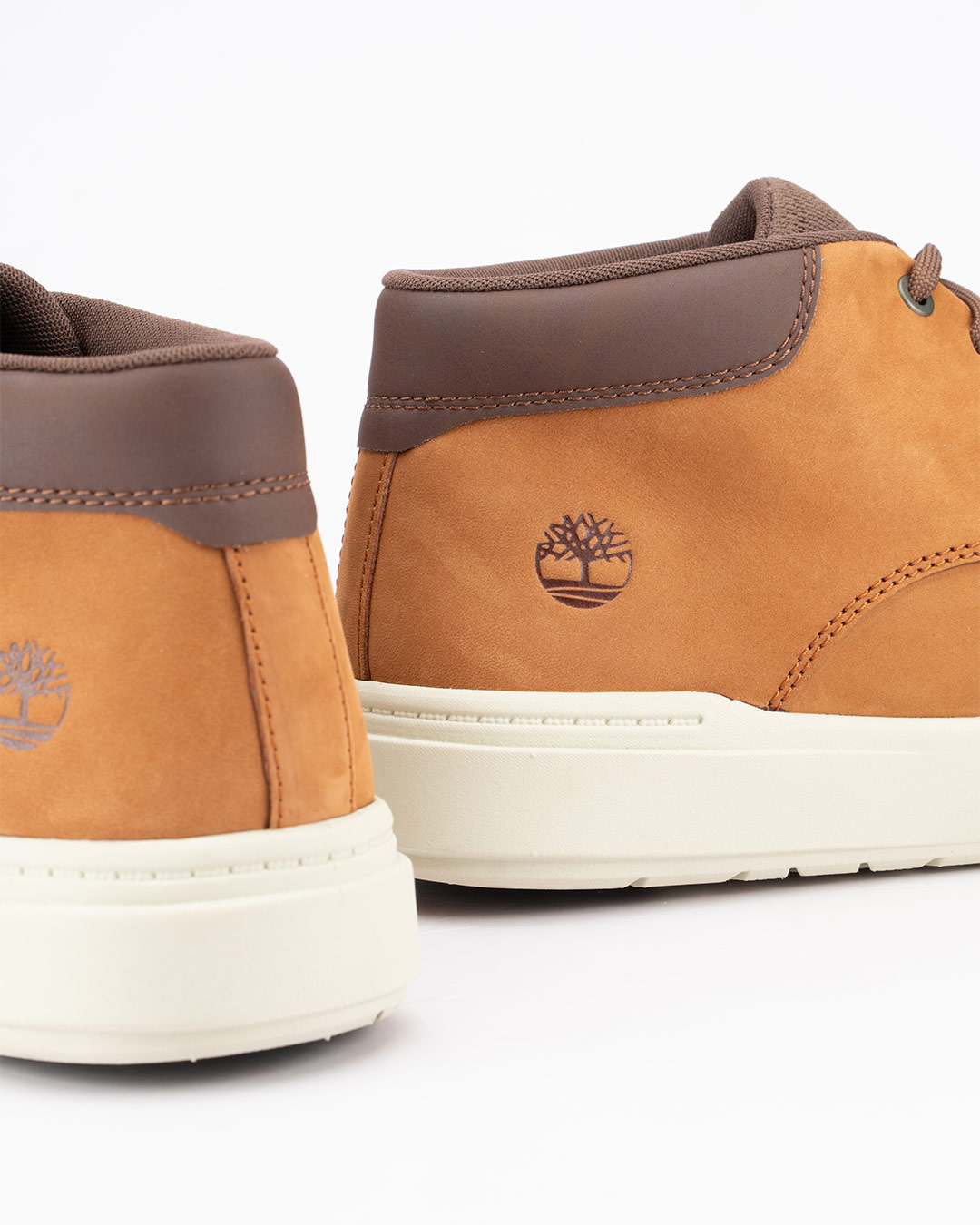 Timberland patike cipele Seneca Bay Mid Lace - Svetlo braon donose spoj opuštenog gradskog stila i karakteristične Timberland izrade.