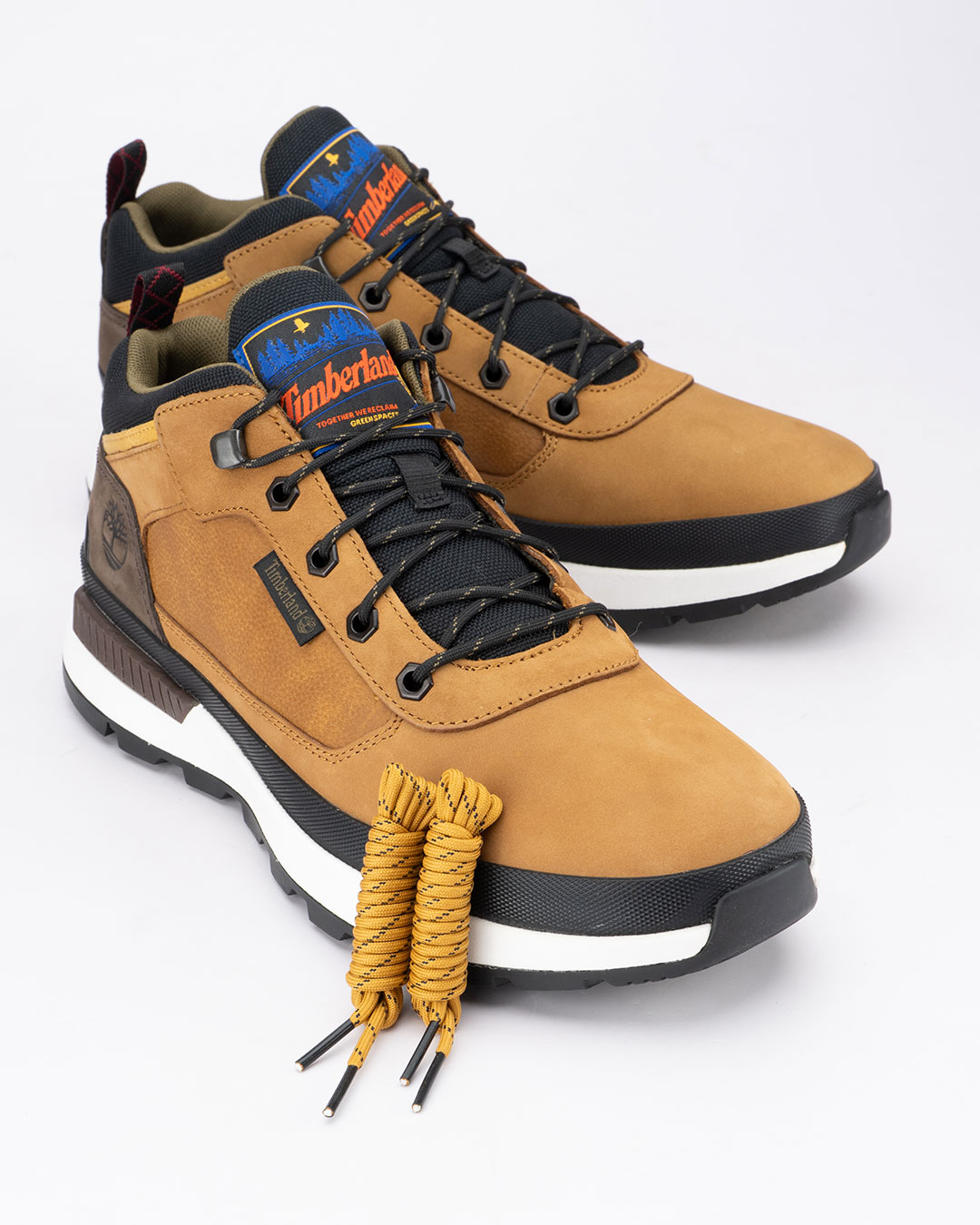 Timberland patike cipele Field Trekker - Svetlo braon donose spoj outdoor inspiracije i praktičnosti potrebne za svakodnevno nošenje.